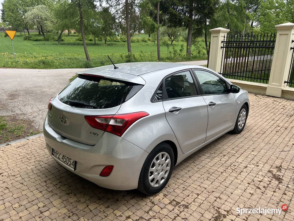 Hyundai i30 II 14 MPI 100 Benzyna LPG Zadbany Nowa Słupia