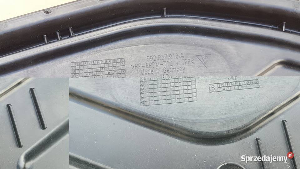 MASKOWNICA DRZWI R PORSCHE 992 1923 992837916A osobowe