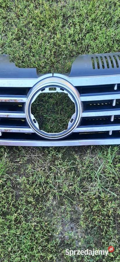 Atrapa grill Volkswagen Passat CC Lift chrom osobowe Pozostałe Chocianów
