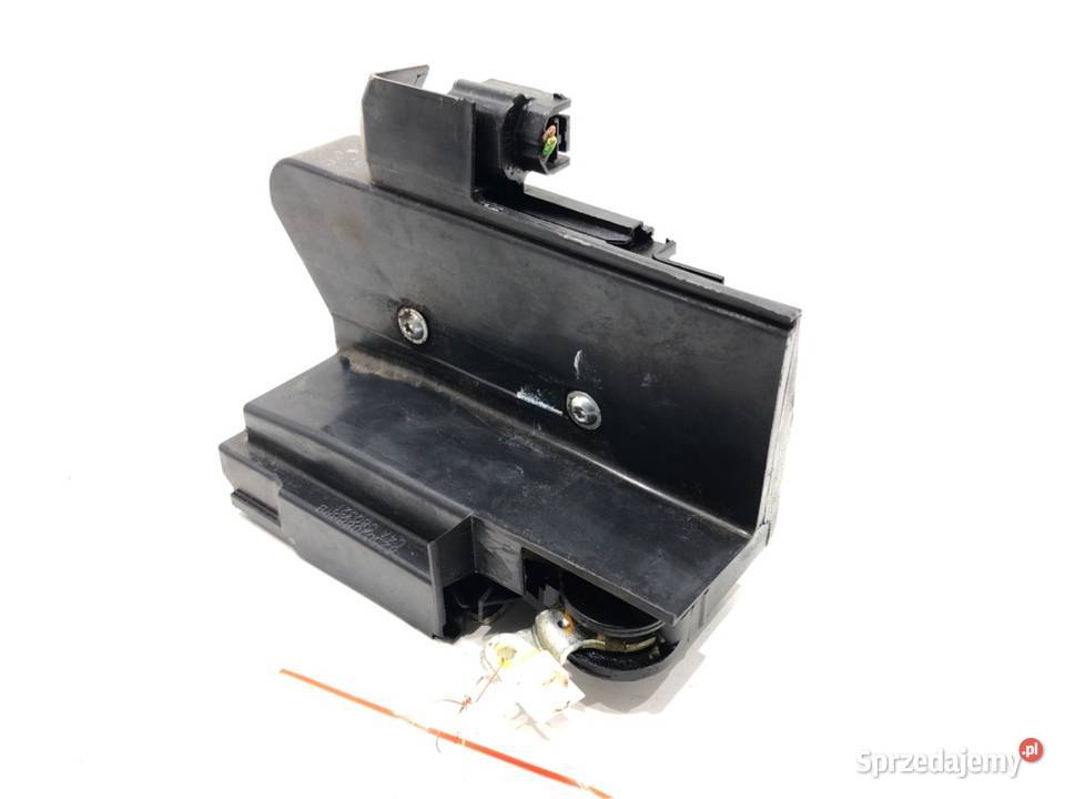 ZAMEK DRZWI PRAWY TYŁ DACIA DUSTER SUV podkarpackie sprzedam