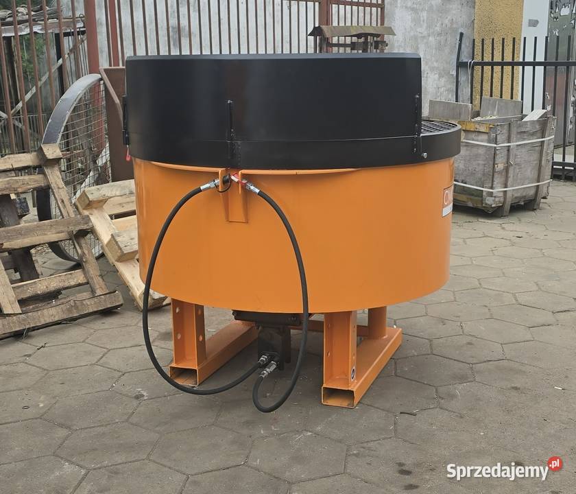 Betoniarka hydrauliczna 600 l Producent