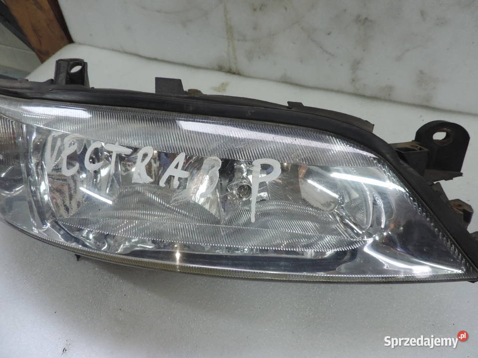 OPEL VECTRA B FL LAMPA PRAWA PRZEDNIA małopolskie Nowy Sącz