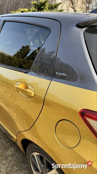 Toyota Yaris Hybrid Y20 Gold Edition aluminiowe felgi