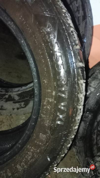 Opony zimowe 2023 Barum Polaris 5 23555 17xl Lipno