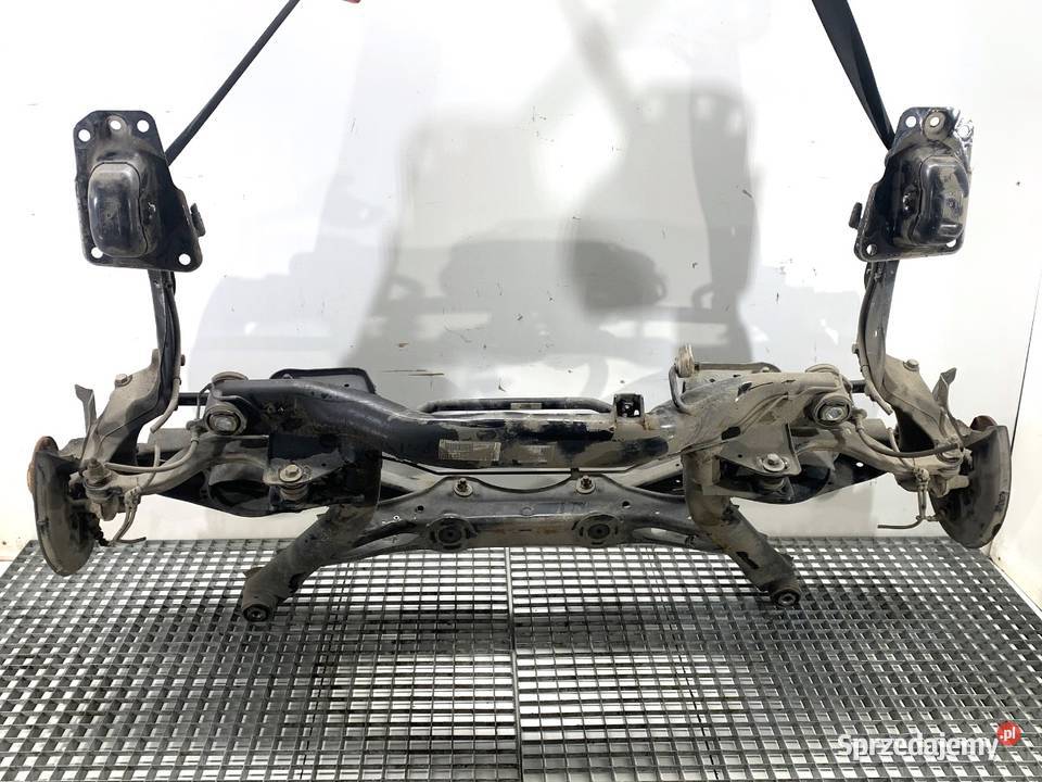 BELKA TYŁ VW ARTEON Hatchback 5Q0505235J TYLNA