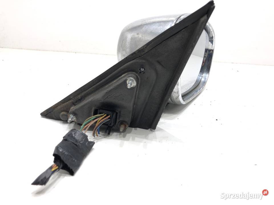 LUSTERKO PRAWY CHRYSLER 300C SedanLimuzyna podkarpackie