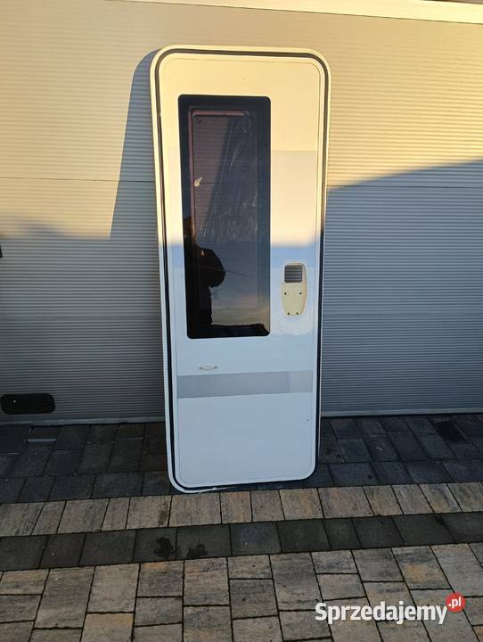 Drzwi do przyczepy kempingowej Adria 1715 x 615