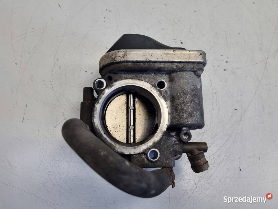 PRZEPUSTNICA Opel Zafira B 16 16V 55560398 Silniki i osprzęt