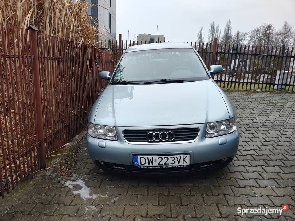 AUDI A3 16 AMBIENTE 5D nieuszkodzony Wrocław
