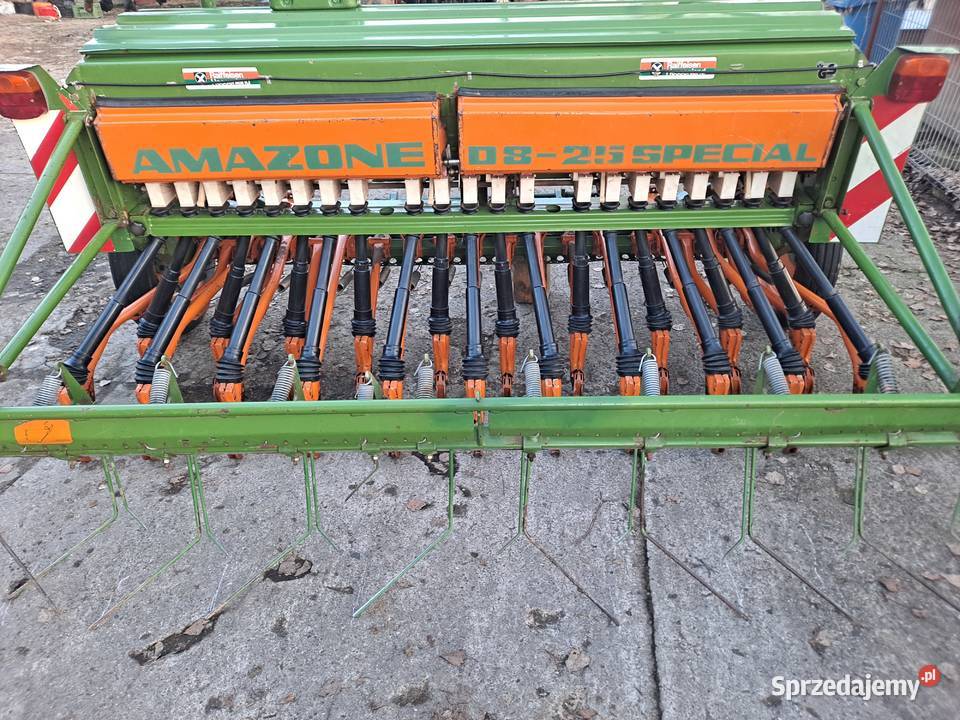 Sprzedam siewnik zbożowy Amazone D825 Special Amazone małopolskie Michałowice sprzedam