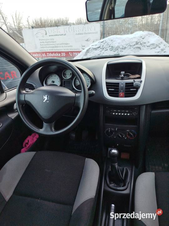 Peugeot 207 14 benzyna benzyna łódzkie Łowicz