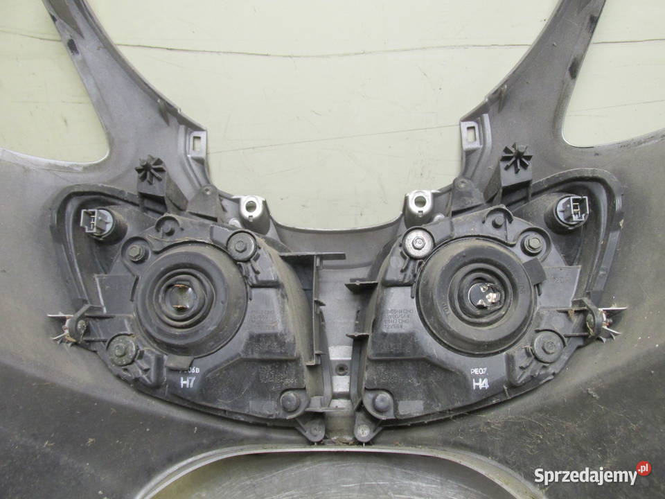 Czasza lampy nosek przód Suzuki Burgman 650 02r Sandomierz