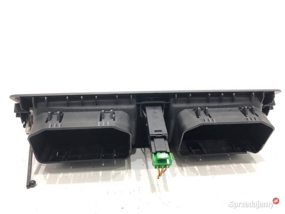 KRATKA NAWIEWU PRZÓD VOLVO V50 30739296 Kombi sprzedam