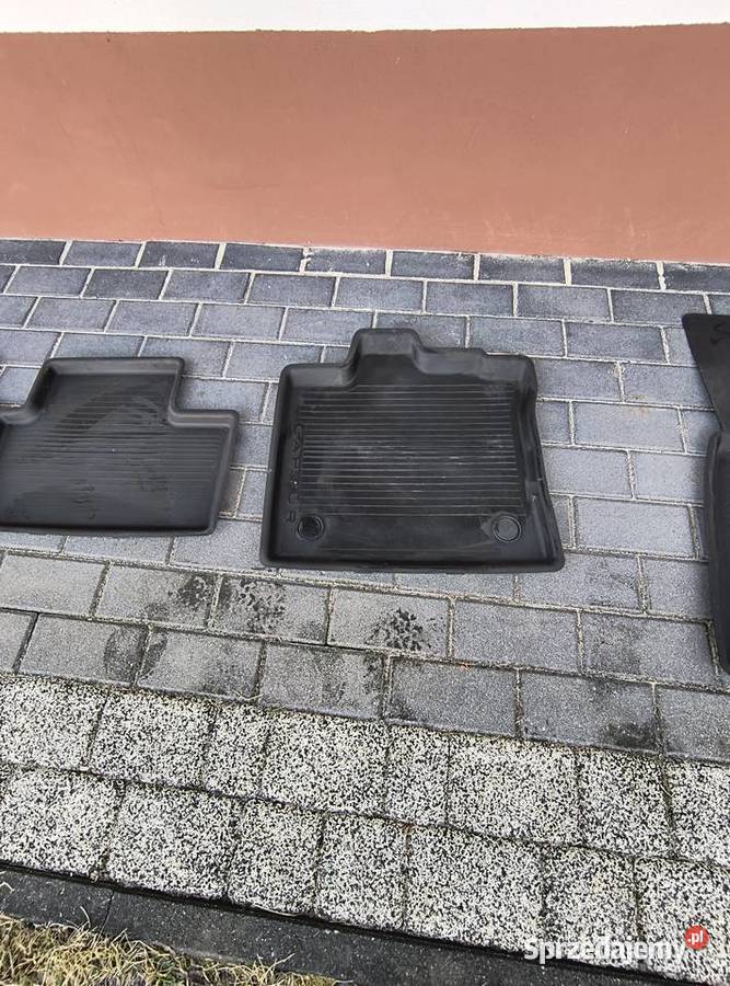 Dywaniki gumowe nowe do Renault Captur z 2025r Dywaniki śląskie Nowy Broniszew