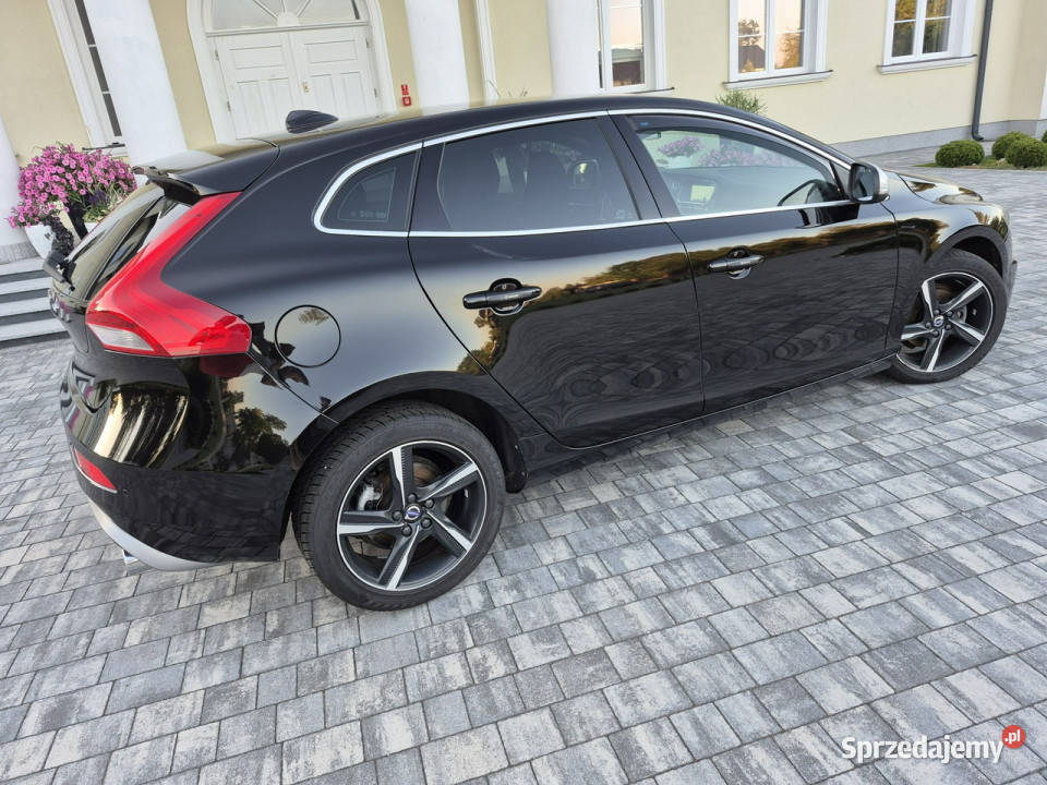 Volvo V40 20d 190 RDESIGN navi full led chromy 4/5 Drelów