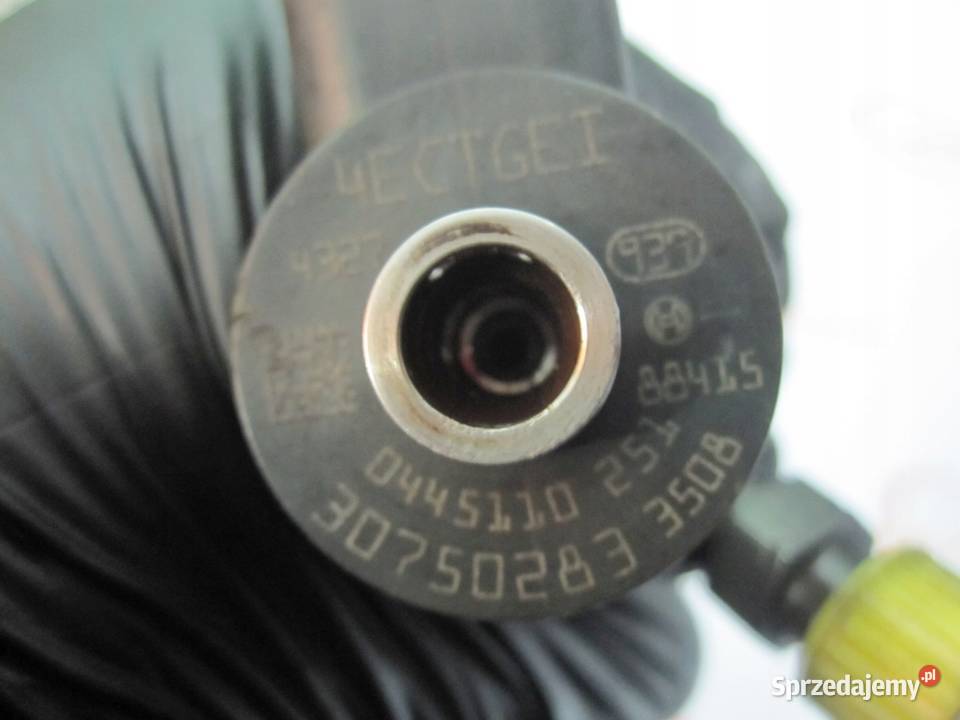 VOLVO V70 S80 XC90 XC70 24 D5 D5244T4 185 Wtryskiwacze Kielce