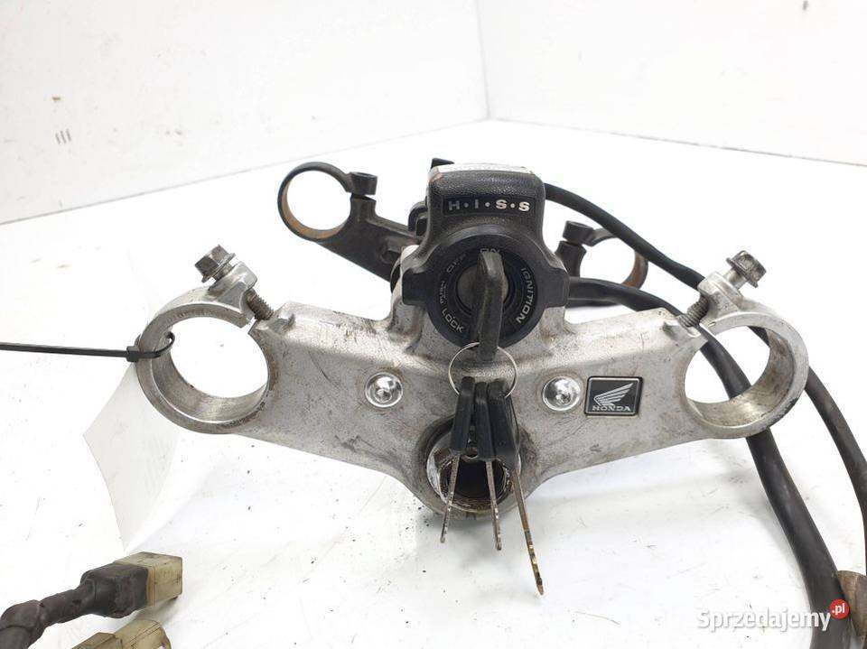 PÓŁKA GÓRNA MOTOR HONDA VFR 800RR 4E50R020178 osobowe kujawsko-pomorskie Lipno