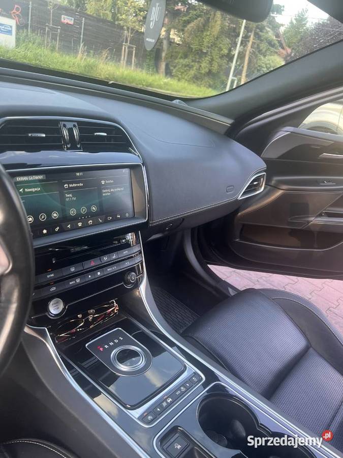 Jaguar XE black edition R Sport Dobruchna sprzedam