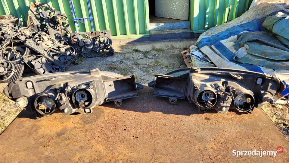 Lampy przednie Nissan Primera P11 lift Części