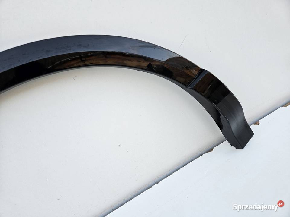 AUDI Q6 ETRON LISTWA BŁOTNIKA PRAWY TYŁ PRAWA