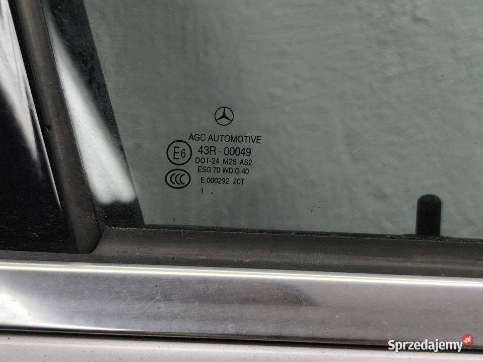 DRZWI PRAWY PRZÓD KOMPLETNE 775 MERCEDES W204