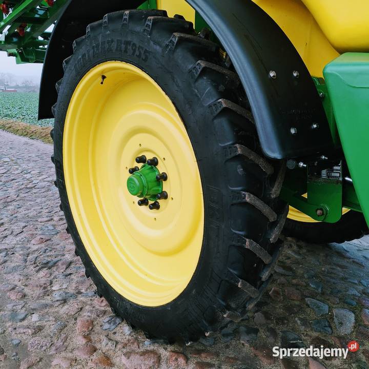 Opryskiwacz John Deere 740 2421m 4000l 7 sekcji kujawsko-pomorskie Strzelno sprzedam