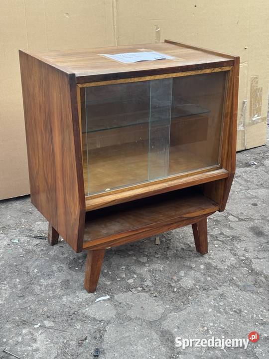 Szafka witryna vintage PRL Harghita sprzedam