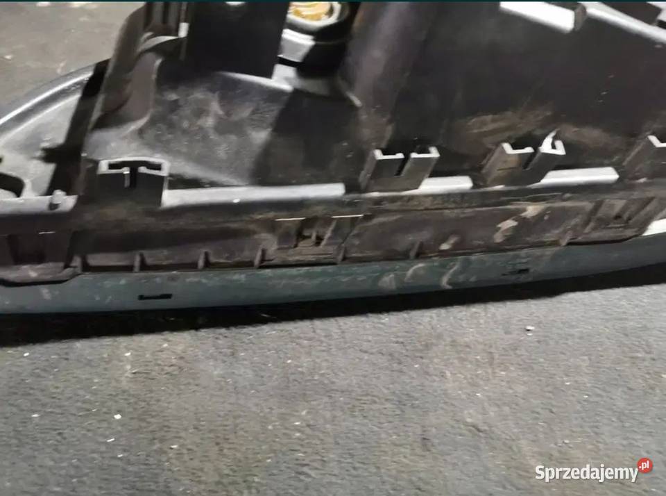 Lampa prawy przód BMW E39 śląskie Żory