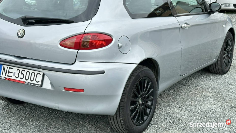 Alfa Romeo 147 16 Benzyna Moc 120 Zarejestrowany Elbląg