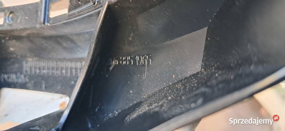 MERCEDES CKLASA W205 ŚLIZG ZDERZAKA LEWY TYŁ Trzciel