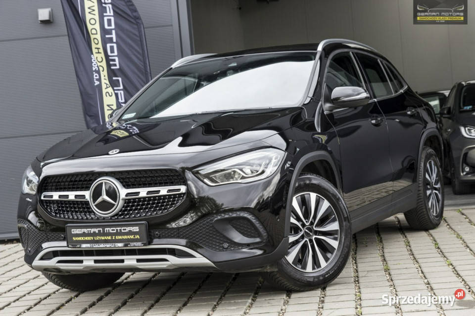 Mercedes GLA 200 LEDY Kamera Line Assist światła do jazdy dziennej Mercedes-Benz