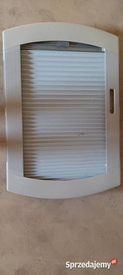 Rama moskitiera z roleta szyberdachu okno Remis Pozostałe Kutno