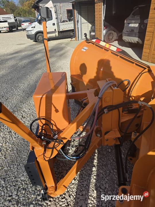 Nowe pługi do śniegu pod zabudowę komunalne 0kg