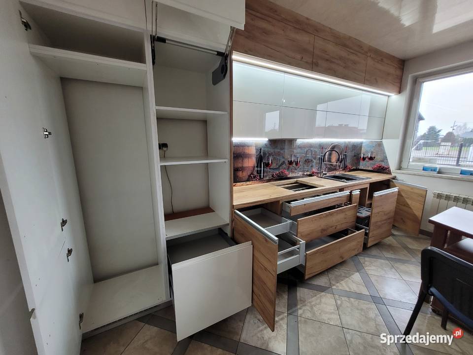 Meble kuchenne ekspozycyjne na sprzedaż