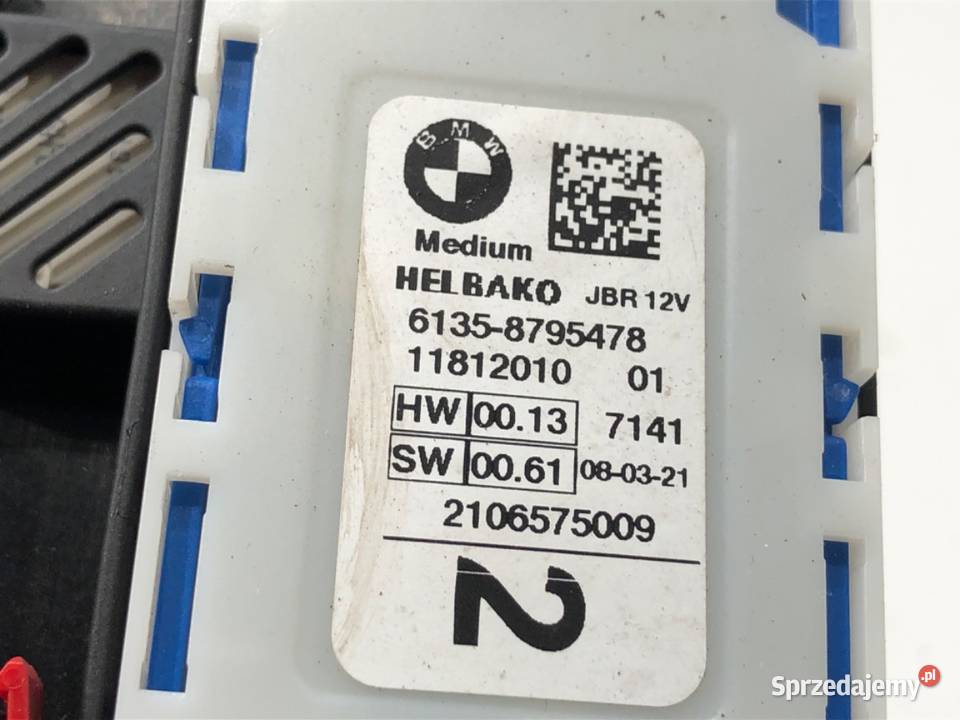 SKRZYNKA BEZPIECZNIKÓW BMW G30 8713127 osobowe Układ elektryczny, zapłon podkarpackie