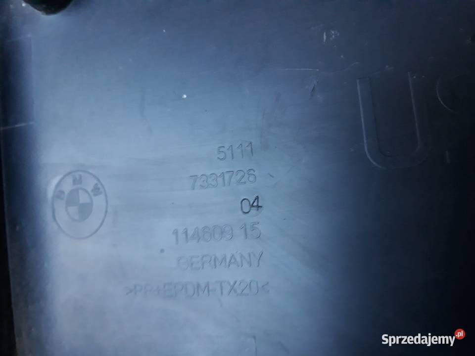 BMW 5 F10 RAMKA PODSTAWA TABLICY REJESTRACYJNEJ