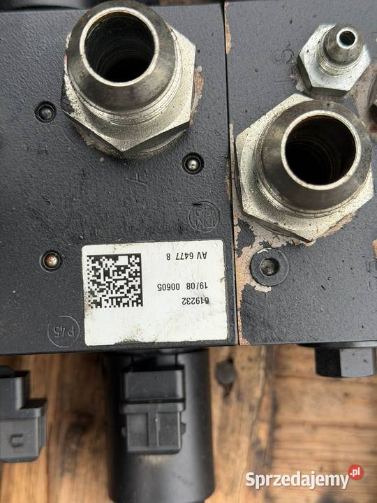 Rozdzielacz hydrauliczny na elektrozaworach AV