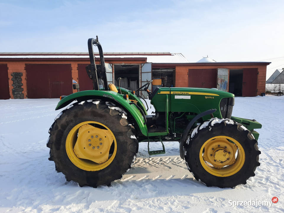 Ciągnik JOHN DEERE 5075E 4x4 1 właściciel 2011 r Radziłów-Kolonia