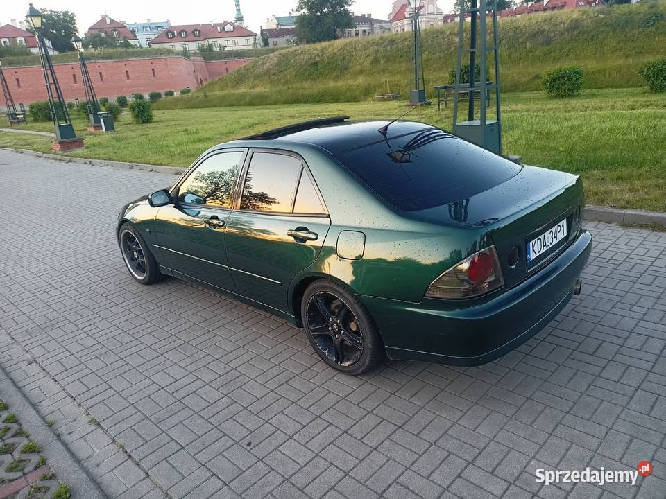 Lexus is 200 Zamość