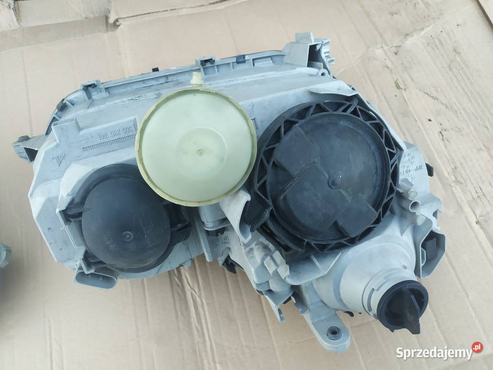 Mercedes cklasa w203 sedan kombi lampa lewa Ksawerów