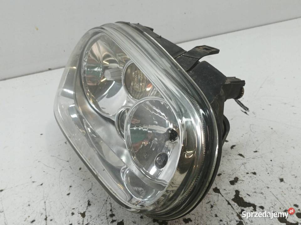 LAMPA PRZÓD PRAWA 1J1941016C VW Volkswagen Golf Rok produkcji 2000