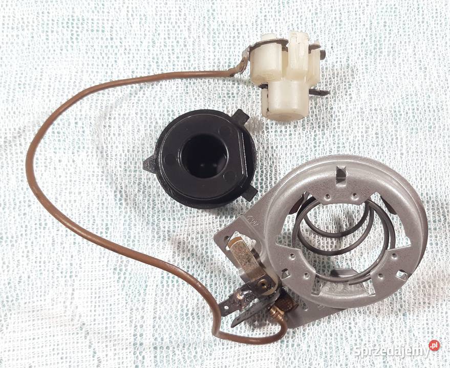 LAMPA PRAWY PRZÓD MERCEDES LKW NG A3818201161 Oświetlenie