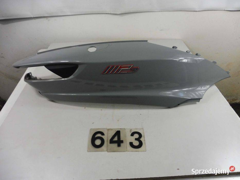 Piaggio MP3 500 prawa owiewka ogon 1420r A643 wielkopolskie Poznań