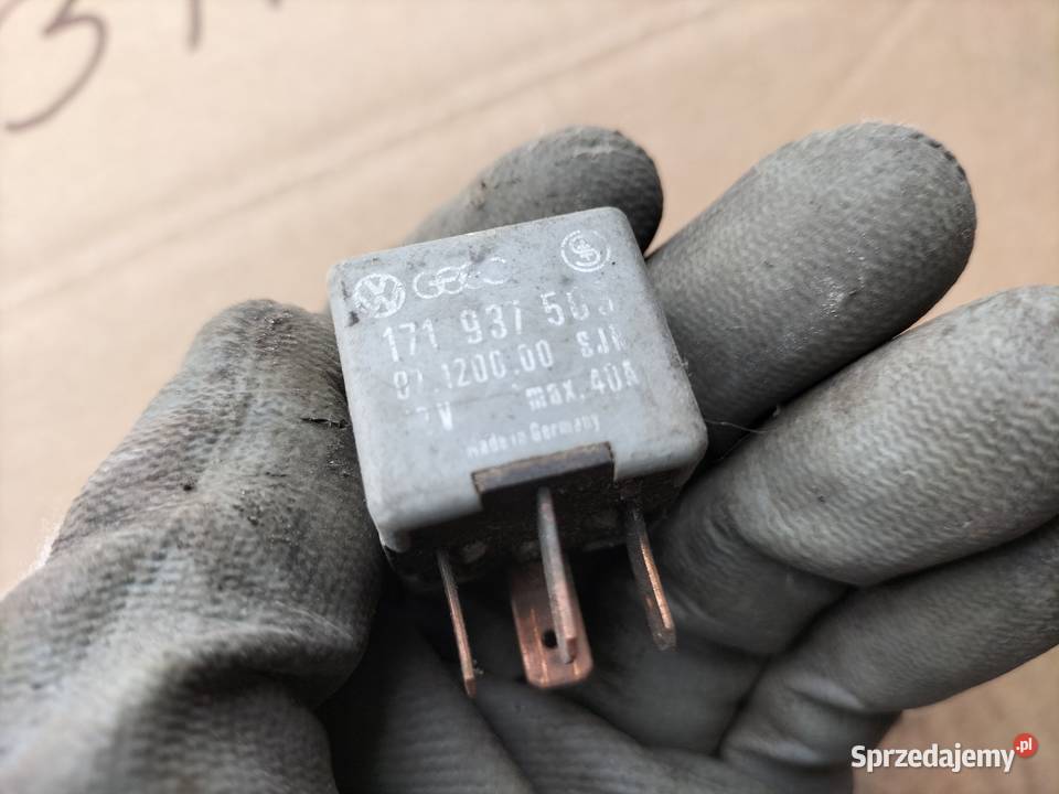 PRZEKAŹNIK AUDI VW 24 171937503 przekaźniki Kamień-Kolonia