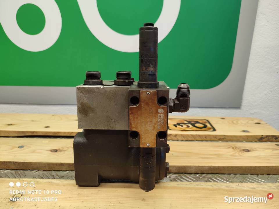 Blok hydrauliczny 158F0446 38 01 SAUER DANFOSS