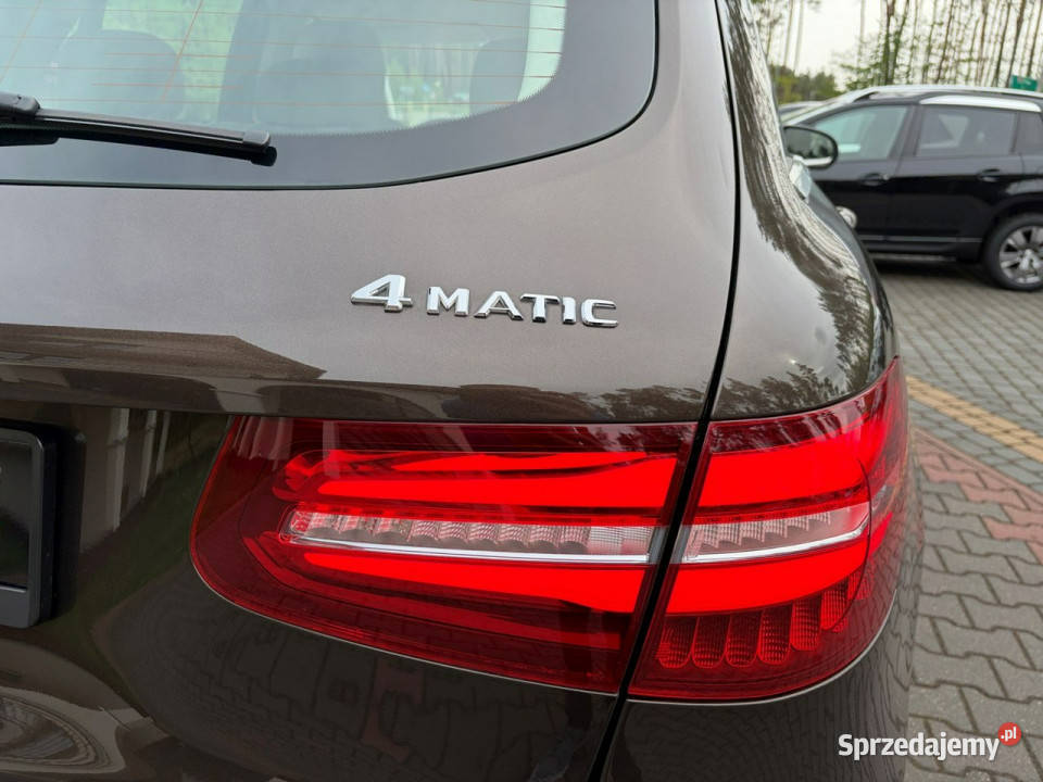 Mercedes GLC 250 Skóry Hak LEDy ILS Serwisowany bluetooth Lipówki