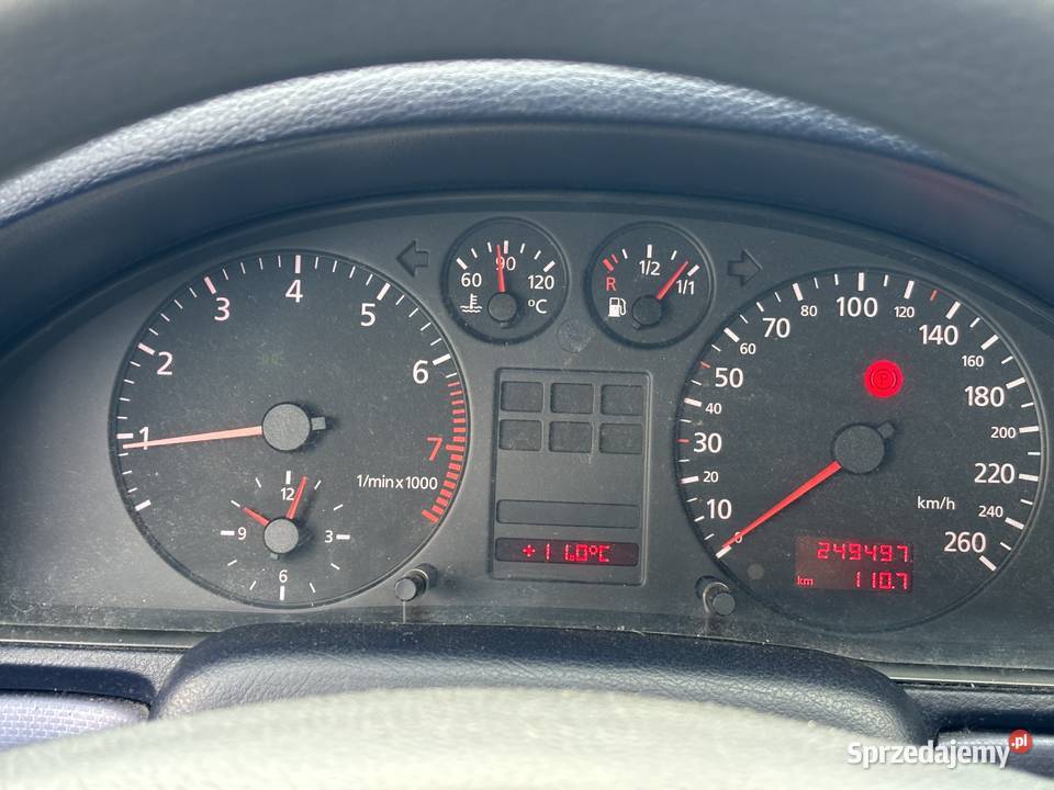 Solidna i zadbana babcia z gazem Audi a4 B5 18 Warszawa