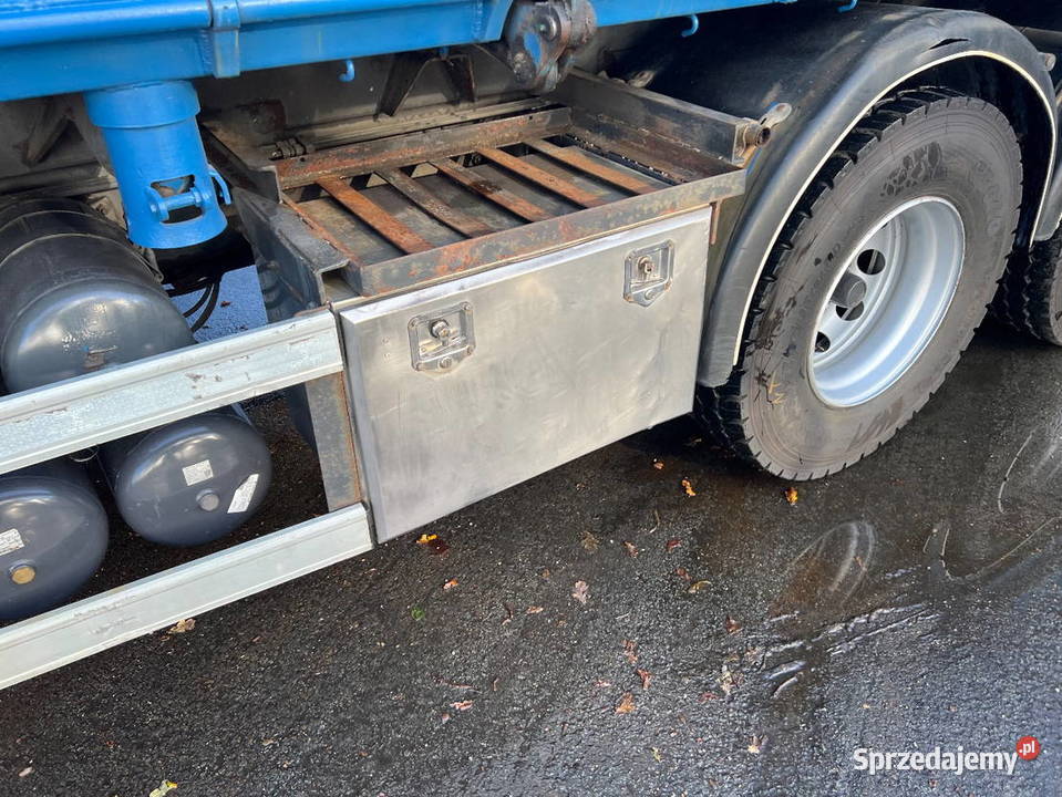 Wywrotka 4 osiowa 8x4 wywrotka z dzwigiem Scania