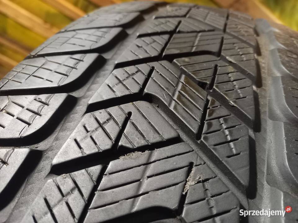 4x Opona UŻYWANA ZIMOWA 21560R17 PIRELLI 208 Zaścianki