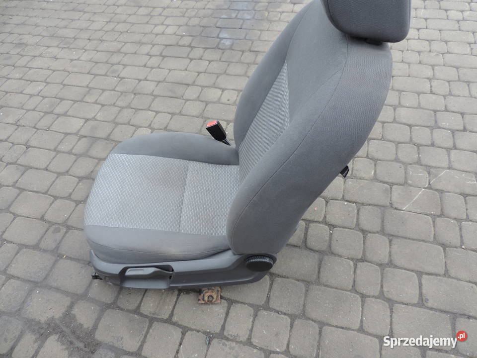 FORD FOCUS MK2 HB 5D FOTEL KIEROWCY LEWY PRZÓD Nowy Sącz